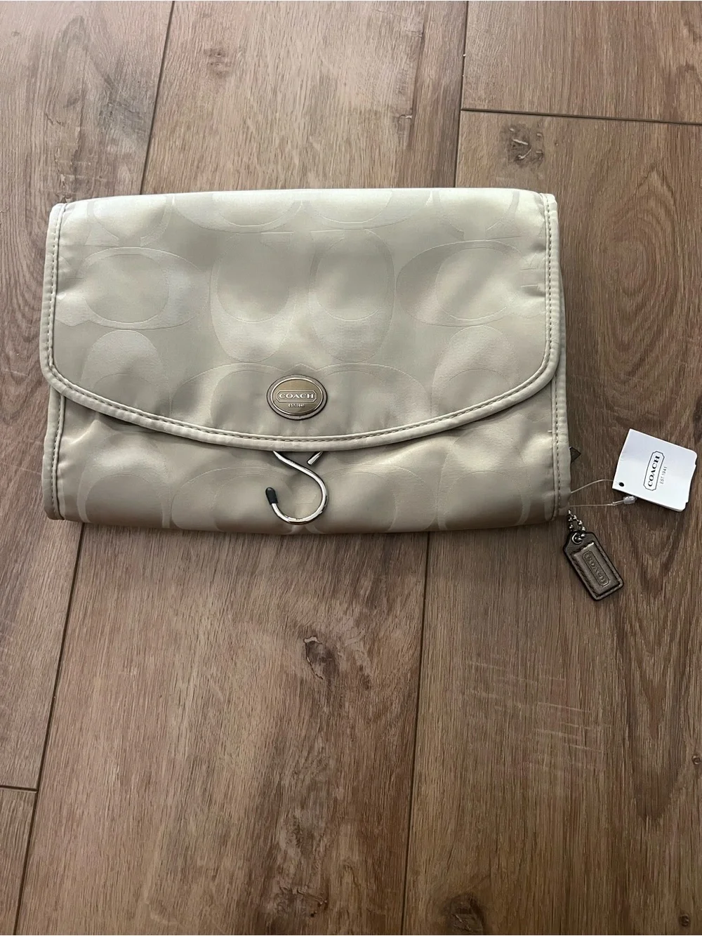 Coach Light Khaki Signature Nylon CosmetKit with Silver Tag NWT